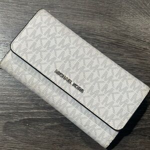 Michael Kors Light Gray Logo Wallet